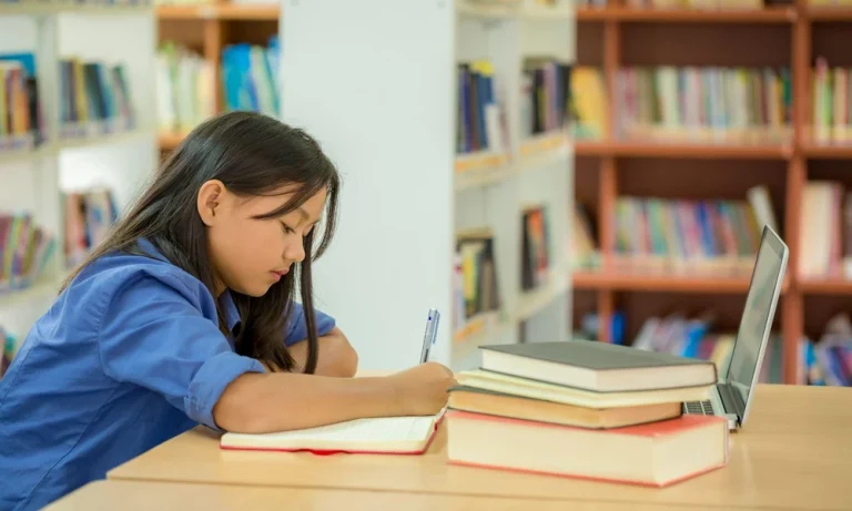 Finding Top-Tier Math Tuition in Tampines to Save Your Child from Travelling Friction